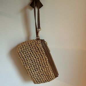 Woven wristlet
